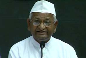 Anna Hazare calls for a lights out protest on August 15  