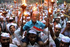 Freedom fighters on Anna's <i>andolan</i>