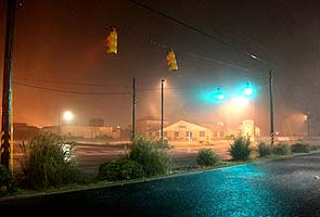 400,000 homes without power as Irene hits US East Coast