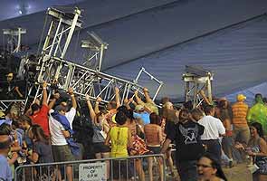 US: 4 dead in Indiana fair stage collapse 