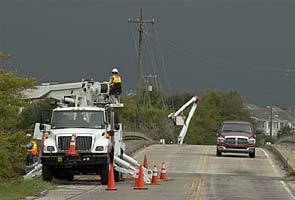 Hurricane Irene takes to Twitter