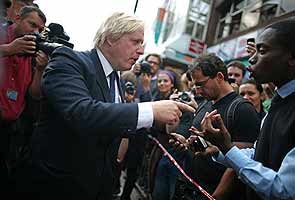 Britain riots: London Mayor heckled