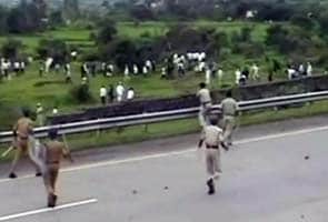 Caught on camera: Cops fire at protesting farmers in Pune