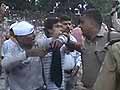 Cops beat up Anna Hazare's supporters in Uttar Pradesh
