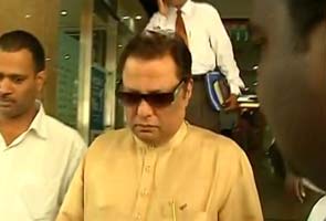 Hasan Ali Khan collapses in court premises after getting bail