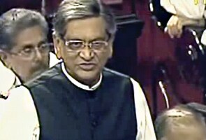 SM Krishna commits a faux pas in Parliament over Pakistani prisoner