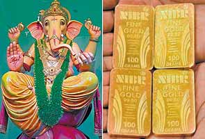 Ganpati: More than 7 kgs of gold donated here 