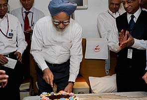 PM celebrates birthday On Board Air India One