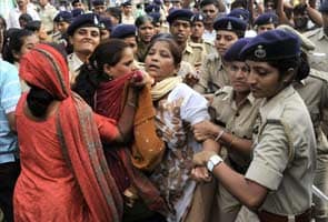 Day 2 of Narendra Modi's fast: Riot victims, activists detained in Naroda Patiya