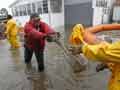 Tropical Storm Lee drifts just off Louisiana