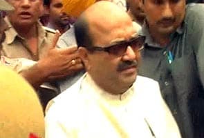 Amar Singh files plea to go abroad for treatment