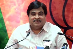 Gadkari writes to PM about 'cheap tactics' and 'witch-hunt'