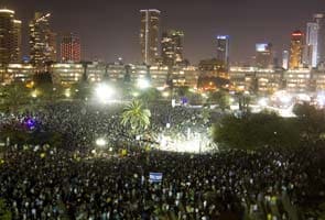 Israelis turn out for largest economic protest