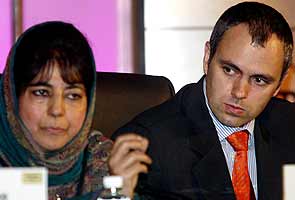 Sushma, Omar tweet about Mehbooba's alleged praise for Modi