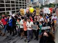 700 arrested after protest on New York's Brooklyn Bridge