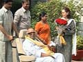 Karunanidhi meets Sonia Gandhi, Law Minister