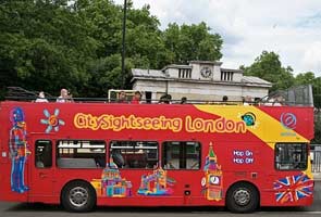 London-style AC double-decker buses for Kolkata tourism