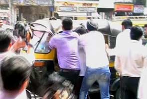 Mumbai autos, drivers face wrath of not one but two Senas