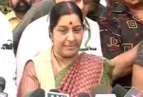 Cash-for-Votes scam: Sushma Swaraj meets Sudheendra Kulkarni in jail