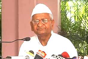 Will continue 'maun vrat', says Anna in his blog