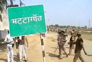 Bhatta-Parsaul 'rapes': Arrest warrant against senior Uttar Pradesh cop