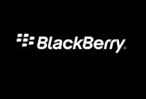 BlackBerry Shares Fall on Software Revenue Uncertainty