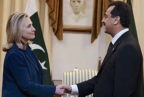 Give peace a chance: Gilani tells Clinton