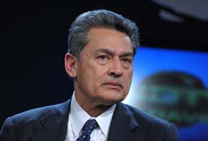 Rajat Gupta pleads not guilty, insider inquiry goes beyond Wall Street