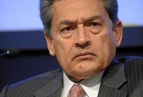 Former Goldman Sachs director Rajat Gupta pleads not guilty, released on $10-million bail