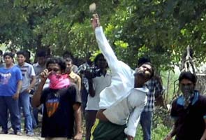 Deadlock remains, Telangana protests to continue