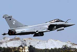 India set for last lap in $10.4-billion combat plane tender