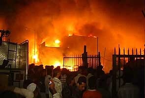 Major fire in Sahara market in Mumbai Major fire in Sahara market in Mumbai