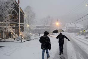 US: October snowstorm disrupts Halloween across Northeast