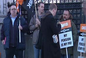 Two million public sector workers in Britain strike over pension cutbacks