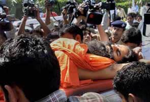 Court to resume hearing on Baba Ramdev's eviction