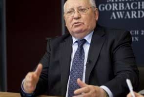  Mikhail Gorbachev calls for a new vote in Russia