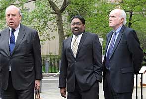 New York hedge fund founder Raj Rajaratnam reports to prison
