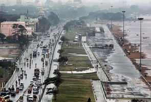 Cyclone Thane leaves at least 33 dead in Puducherry, Tamil Nadu