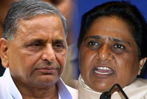 Lokpal vote: Mayawati and Mulayam's parties walk out      