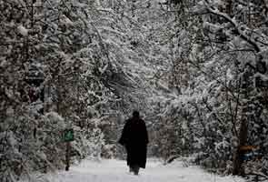 Kashmir Valley reels under cold