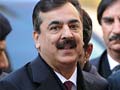 Pak PM Gilani appears in court; exempt from next hearing on Feb 1