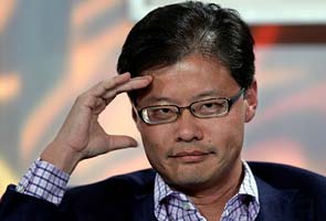 Yahoo co-founder Jerry Yang leaving company