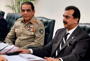 Memogate storm: Gilani, Kayani to come face-to-face today