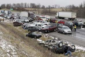 41-vehicle pileup on Kentucky highway after snow showers