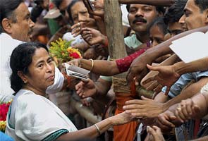 Congress targets Mamata again, plans rally in Kolkata today