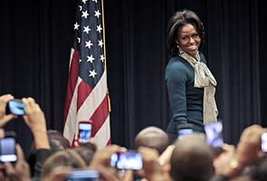 First lady gets presidential welcome to Twitter