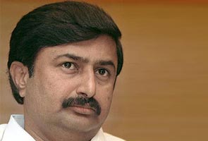 Former DMK minister arrested on land-grabbing charges 