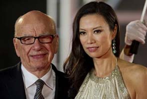 Murdoch's 'wife' an imposter on Twitter 