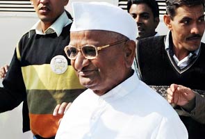 Hazare to be shifted to Delhi for medical treatment