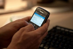 17-yr-old steals Rs 7.5 lakh from home for chat lover